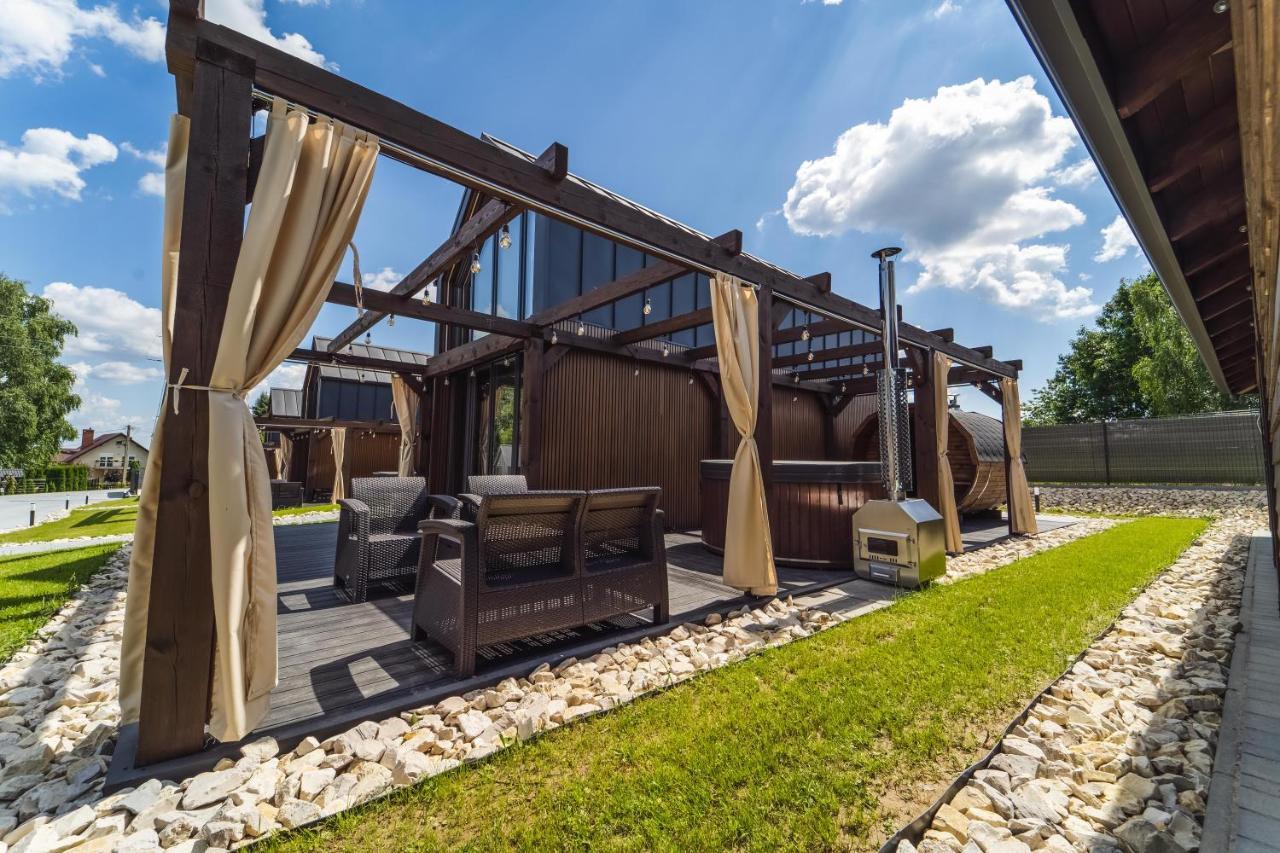 Village Resort Sauna & Jacuzzi & Netflix Tworkowa Екстер'єр фото