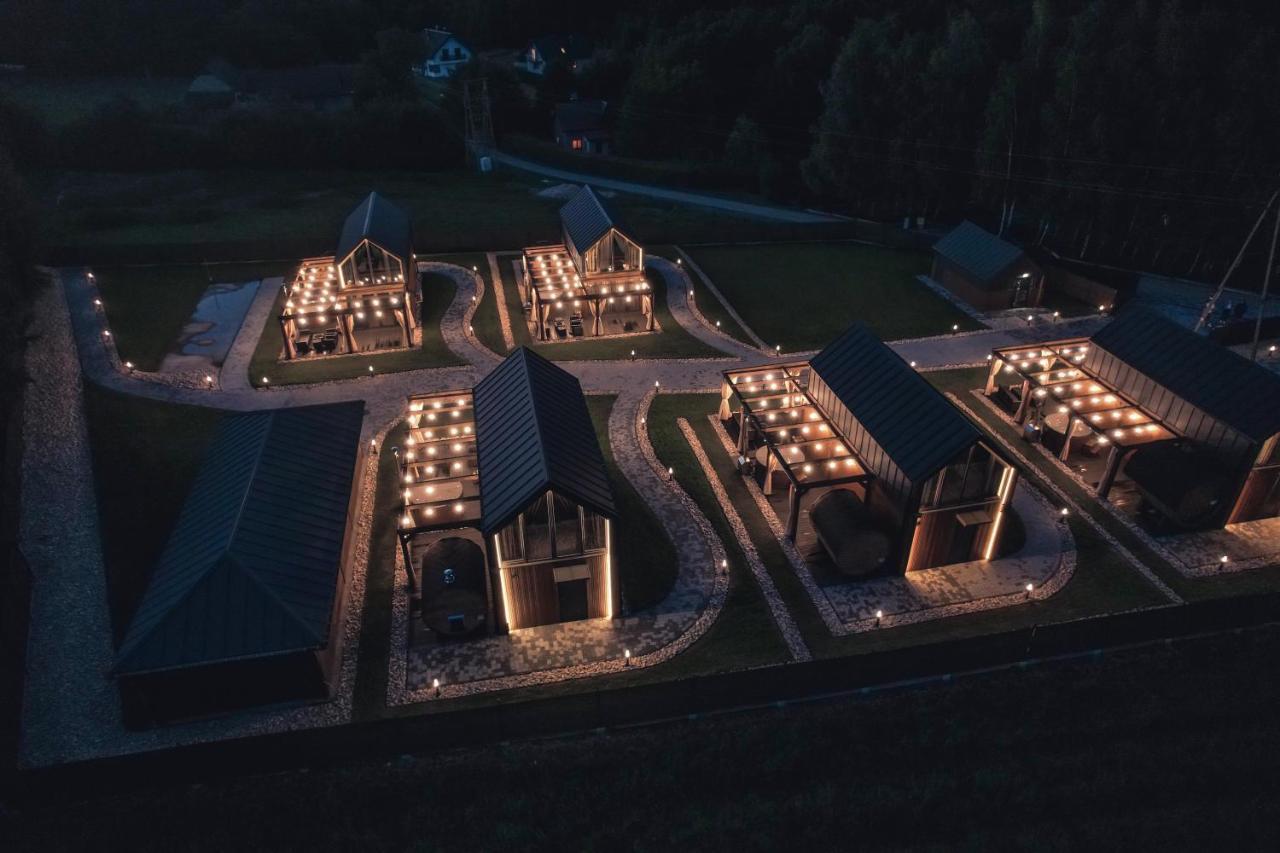 Village Resort Sauna & Jacuzzi & Netflix Tworkowa Екстер'єр фото