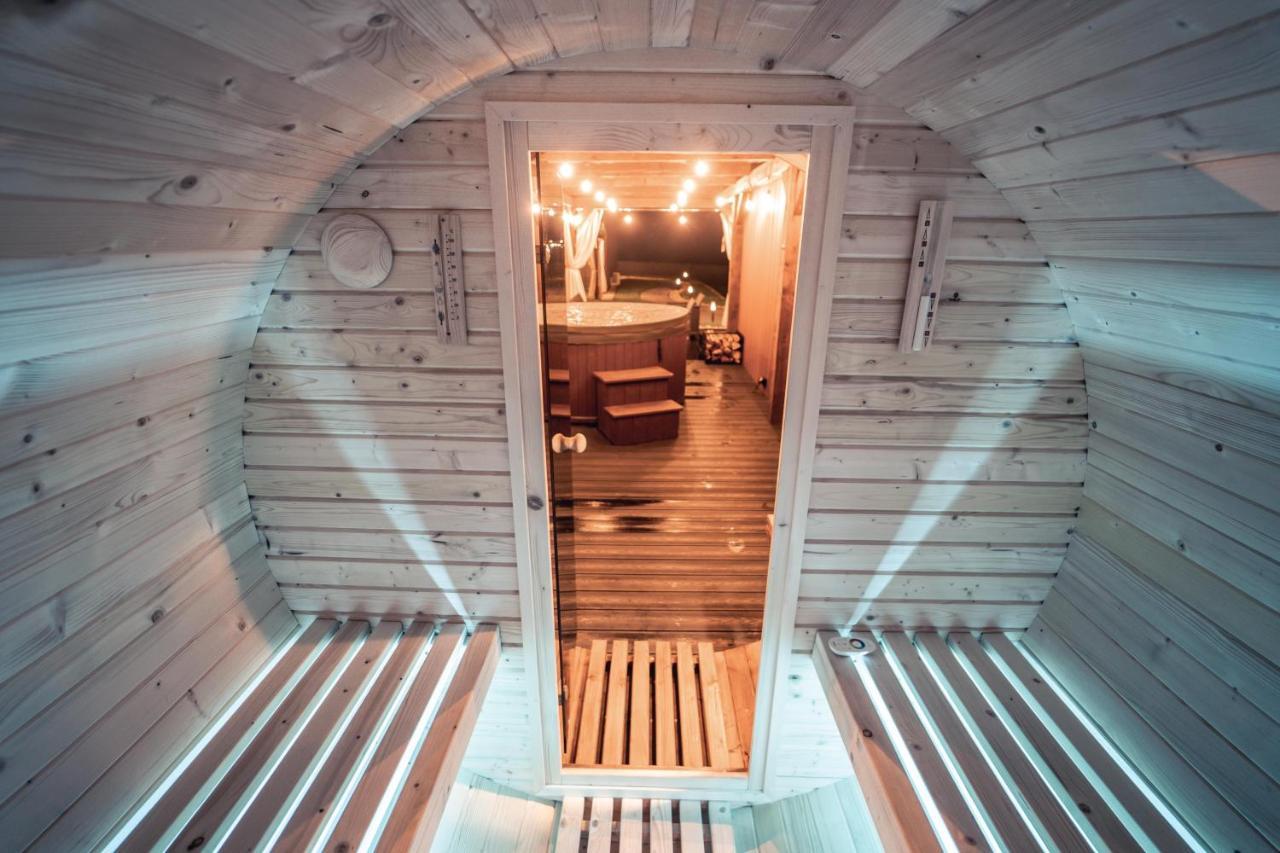Village Resort Sauna & Jacuzzi & Netflix Tworkowa Екстер'єр фото
