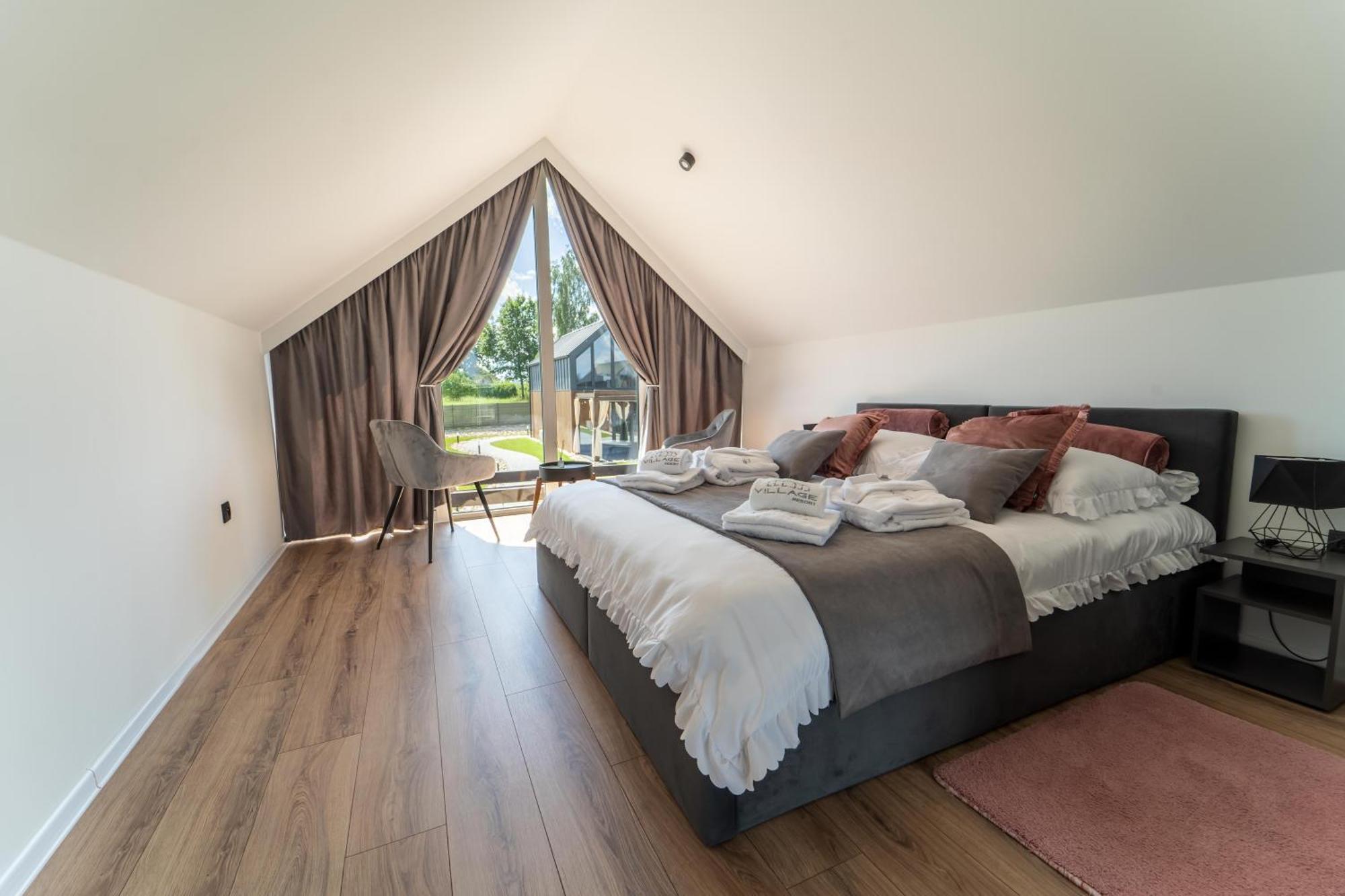 Village Resort Sauna & Jacuzzi & Netflix Tworkowa Номер фото